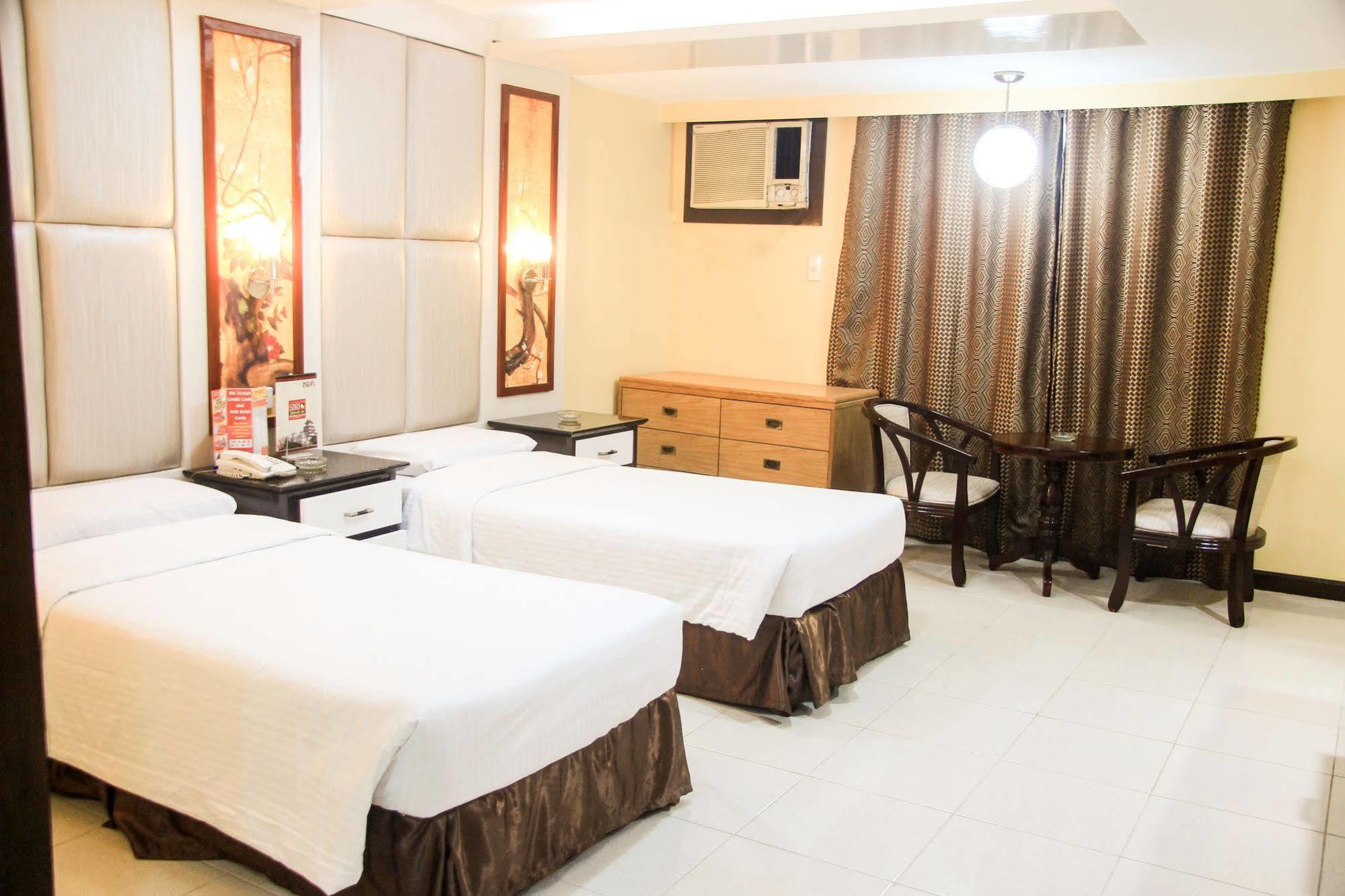 Hotel Sogo Malate Манила Екстериор снимка